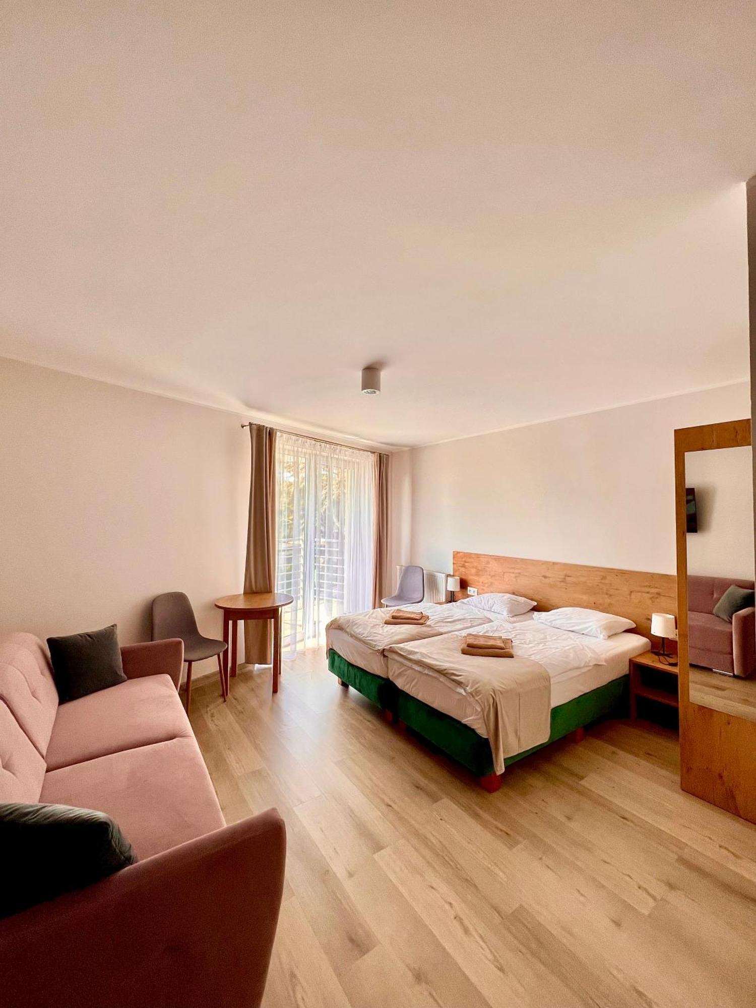 Wenecja Polnocy Apartment Леба Екстериор снимка
