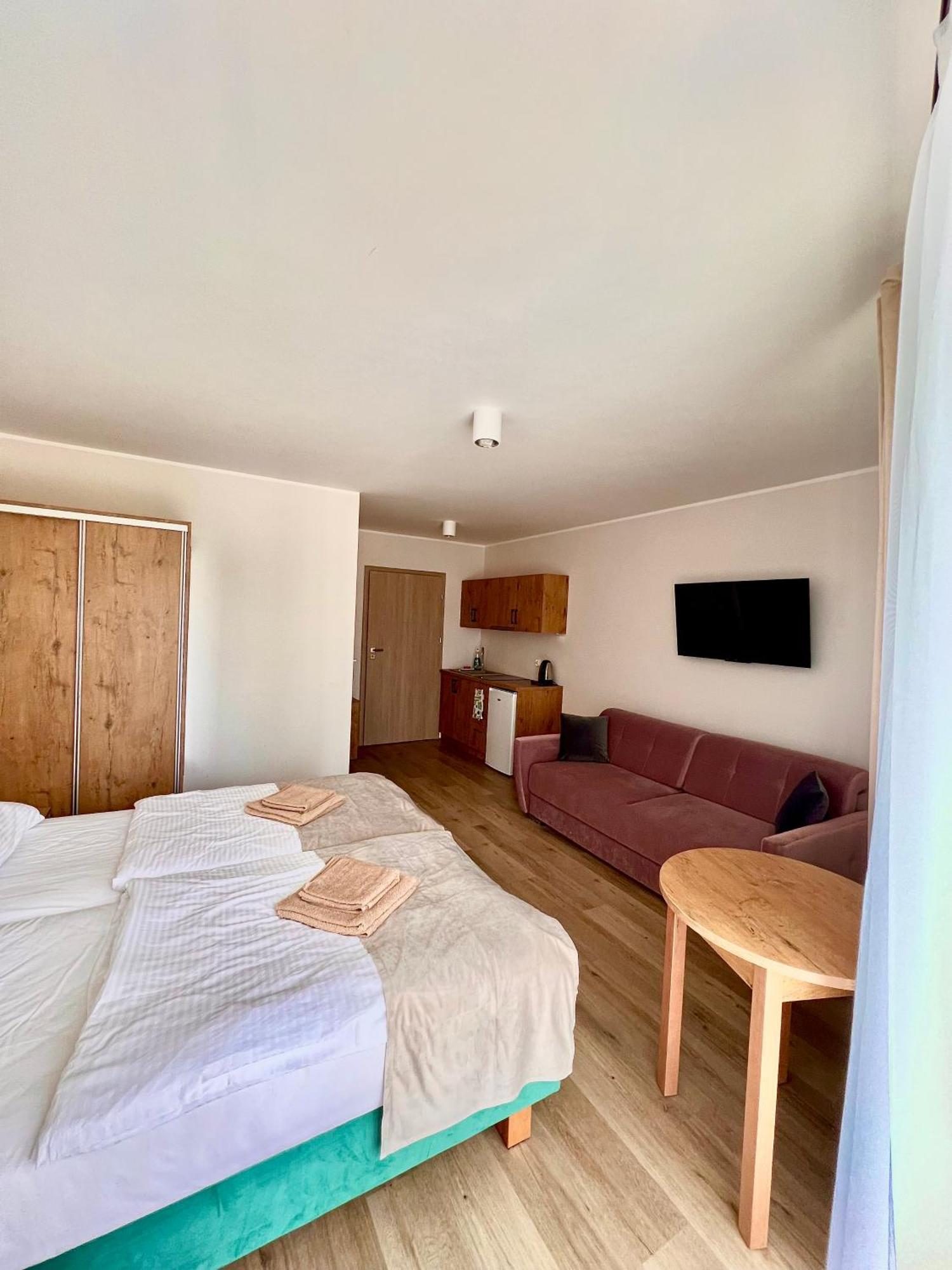 Wenecja Polnocy Apartment Леба Екстериор снимка