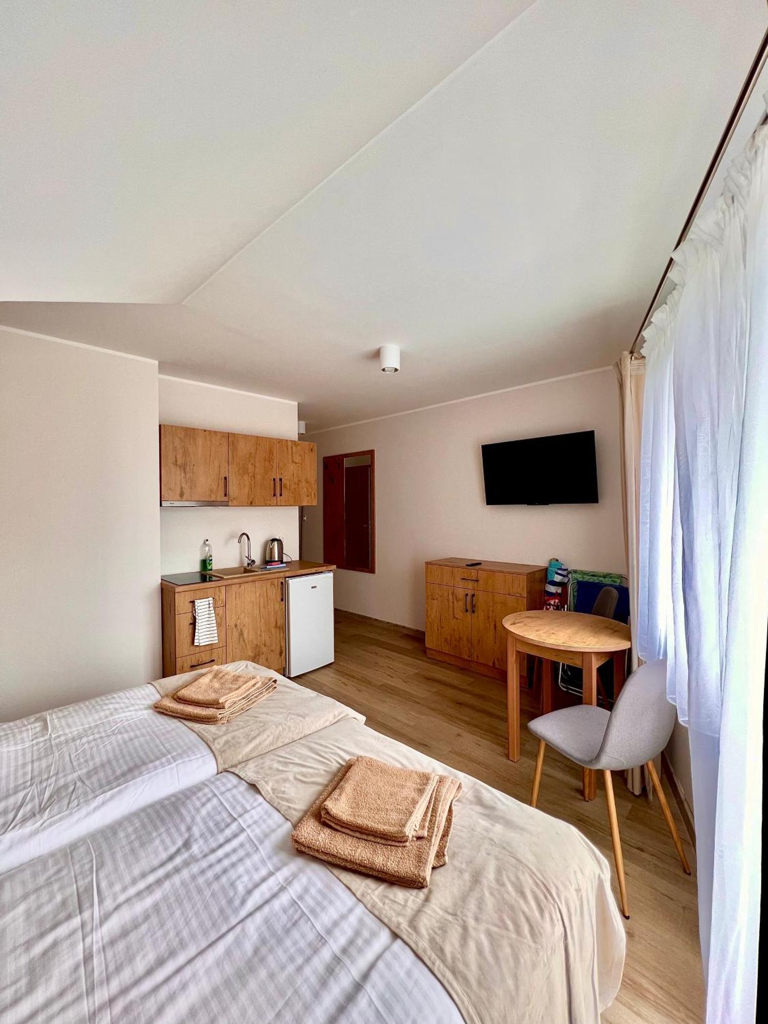 Wenecja Polnocy Apartment Леба Екстериор снимка